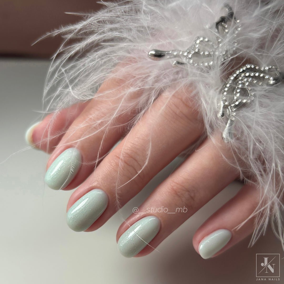 "Glitzy Silver Diamond" Top Coat