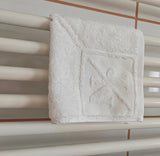 JN Hand Towel White