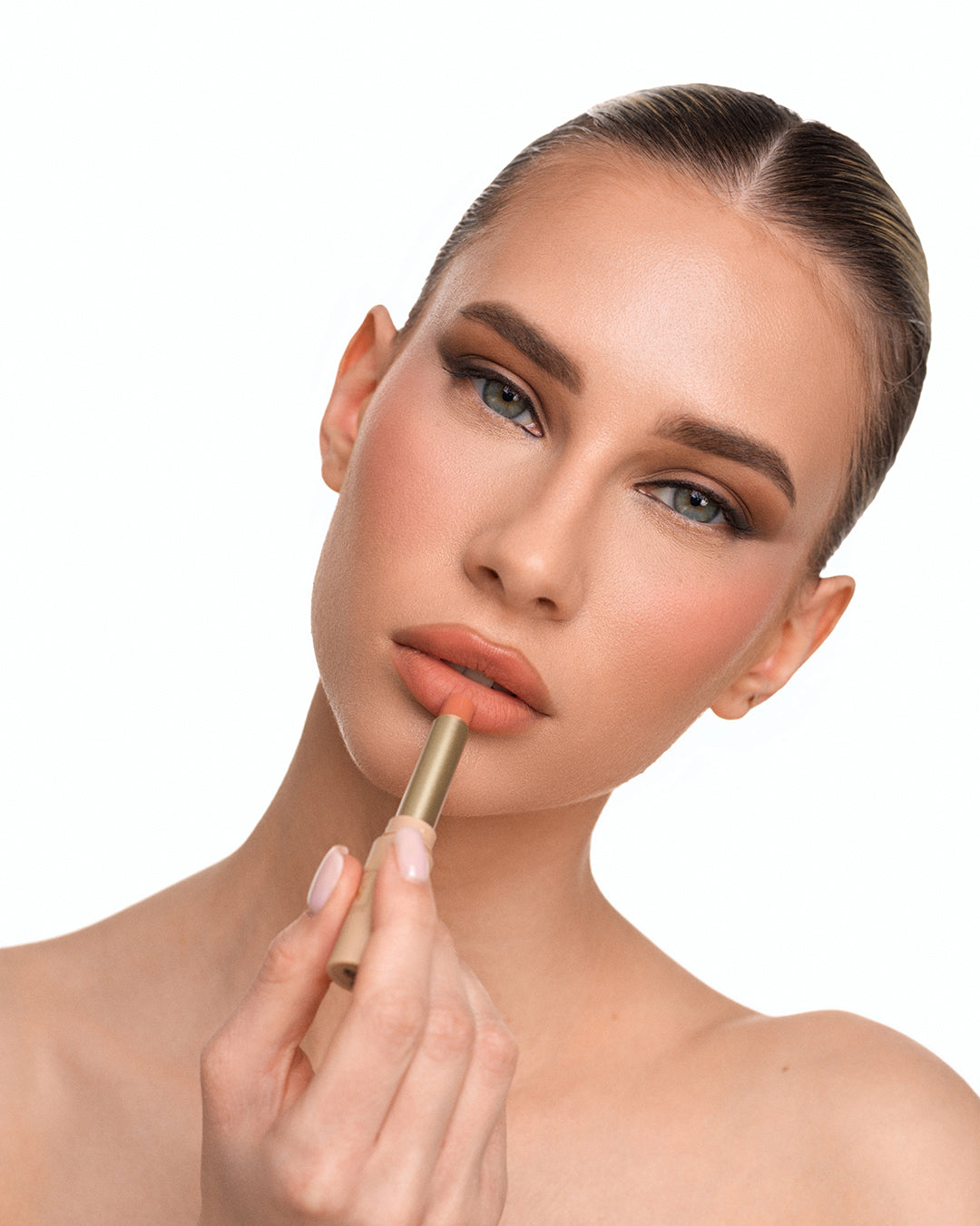 Silky matte lipstick - 05 Soft Allure 6 g