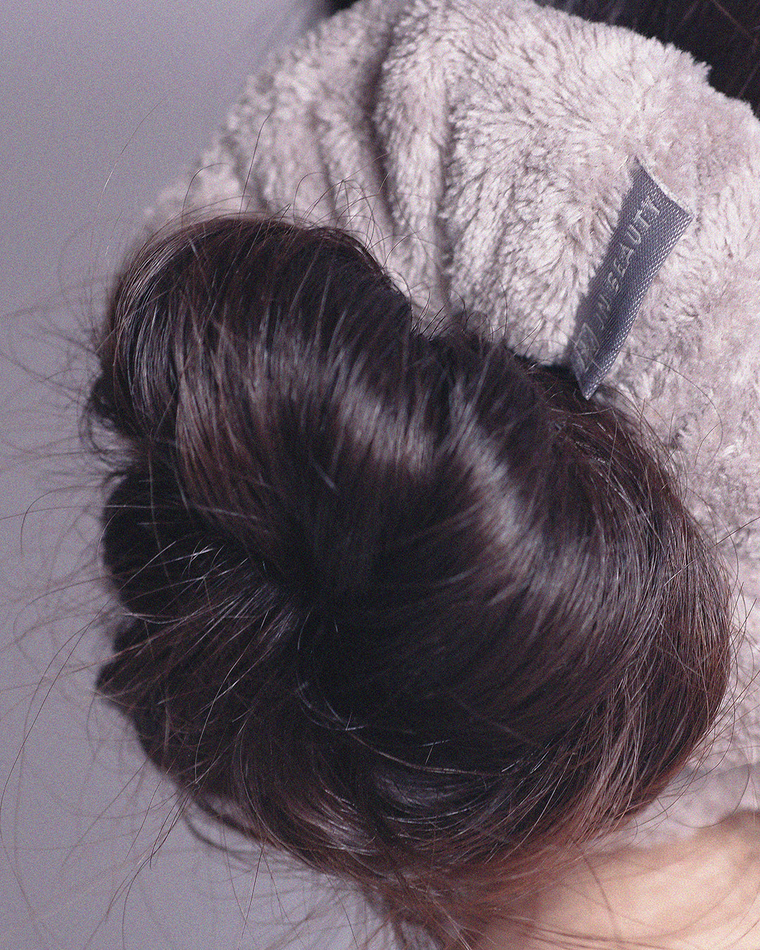 JN Beauty Soft Scrunchie