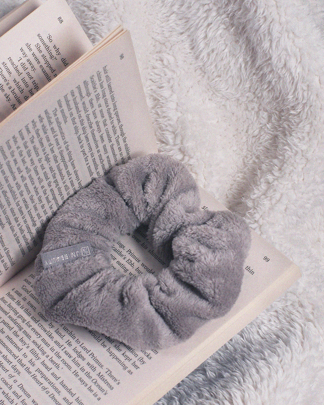 JN Beauty Soft Scrunchie