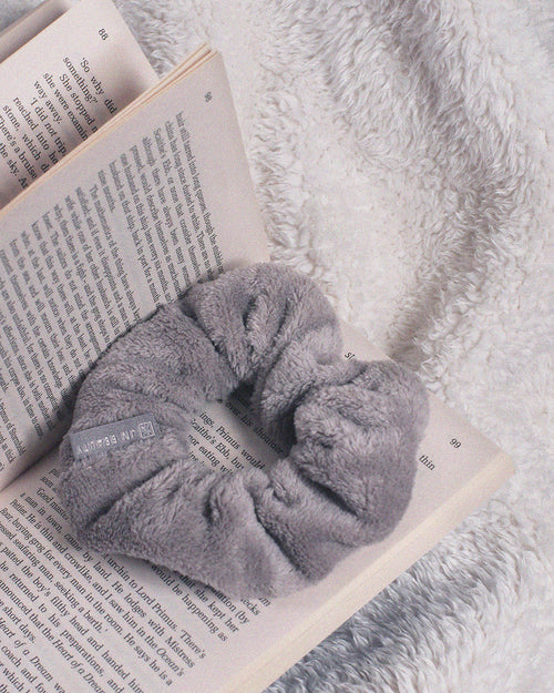 JN Beauty Soft Scrunchie